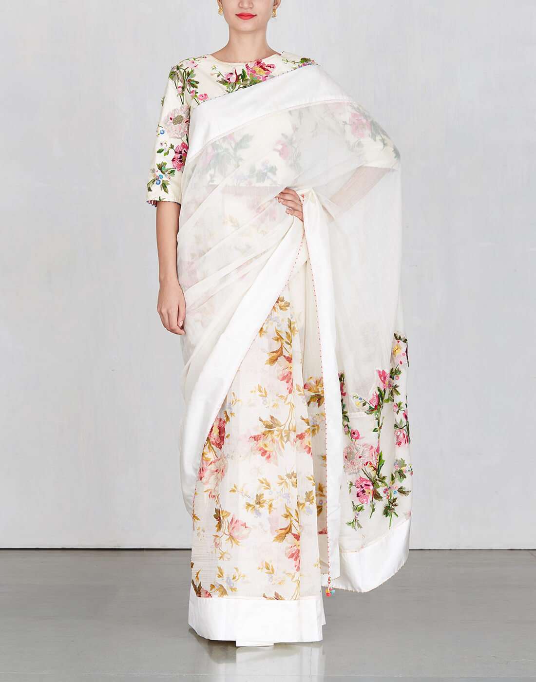 Floral Embroidered Pallu Saree